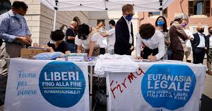 Domani l'ultimo giorno di raccolta firme. Eutanasia Legale Parte La Raccolta Firme Per Il Referendum Necessario Agire A Fronte Di Un Parlamento Paralizzato E Sordo Il Fatto Quotidiano