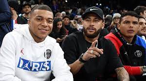 Kylian mbappe started playing football as a little child and began his career at as bondy. Psg Willy Sagnol Kritisiert Nba Ausflug Von Neymar Kylian Mbappe Und Co Goal Com