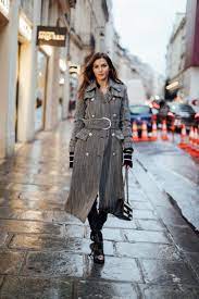 Model S Look Lo Stile Delle Modelle A Parigi Durante L Alta Moda Model Street Style Street Style Trendy Street Style