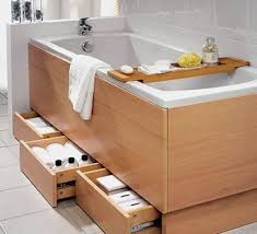 15 Versteckte Badezimmer Lagerung Ideen Die Sie Sehen Sollten Diyundhaus Com Aufbewahrung Fur Kleines Badezimmer Badewanne Verkleiden Badezimmer