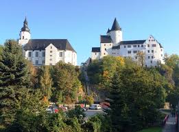 Jump to navigation jump to search. Grosse Kreisstadt Schwarzenberg Gast In Der Perle Des Erzgebirges