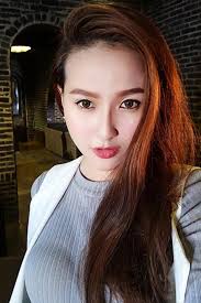 Đối thủ” duy nhất không vướng ồn ào khi gặp lại Phạm Hương