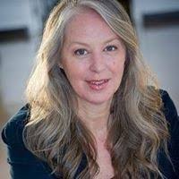 Beth Berglund's Instagram, Twitter & Facebook