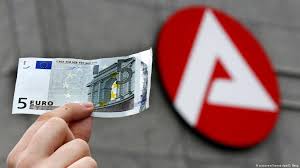 Direcția regim permise de conducere și înmatriculare a. MigraÈ›ie In Germania Cine PrimeÈ™te Ajutoarele Sociale Hartz Iv È™i Cine Nu Germania Dw 12 04 2018