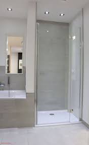 Ideen 43 Fur Balkon In Dachschrage Einbauen Check More At Https Www Estadoproperties Com Balkon In Da Badezimmer Minimalistische Badgestaltung Moderne Dusche