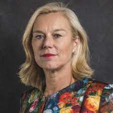 Minister sigrid kaag (d66) pakte het regeringsvliegtuig. Sigrid Kaag World Bank Live