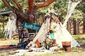 Kisses karma ist viel mehr als nur ein verleih von möbeln und dekoration wir lieben den boho industrial look wilde blumen makramees und traumfänger. Bohemian Hochzeit Boho Hochzeit Und Party Im Grossraum Munchen
