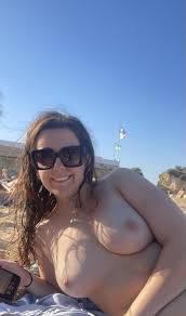 Gorgeous boobs Topless on the Beach - ZB Porn