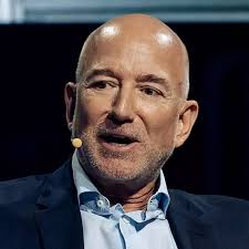 Locals claim their relatives are buried under Mark Zuckerberg's  $300,000,000 Hawaii property