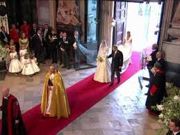 La alianza de boda que lucirá kate será un exquisito anillo de oro galés valorado en 11.000 dólares. Llegan El Principe Guillermo Y Kate Middleton A La Abadia Youtube