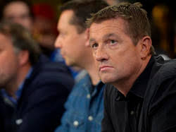 Thomas Strunz » Bilanz unter Schiedsrichter Robert Sawtell