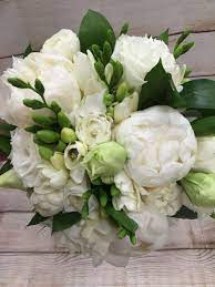 Free delivery and returns on ebay plus items for plus members. Freesia White Peony Lisianthus Wedding Bouquet Green Wedding Bouquet Wedding Bouquets Lisianthus Wedding Bouquet