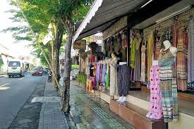 Legian is a suburban and beach area on the west coast of bali in indonesia, just north of kuta and south of seminyak, the area between jl. Jalan Legian In Bali Nightlife Hub And Shopping Street In Legian Go Guides