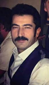 Pin By Aline Chatah On Kenan Imirzalioglu Turkish Actors Actors Gorgeous Men