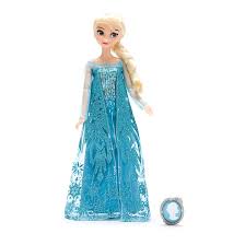 Hello everyone, so excited to finally have this beautiful doll set of our queens in their final looks from the movie, they look. Disney Store Die Eiskonigin Vollig Unverfroren Klassische Elsa Puppe Shopdisney Deutschland