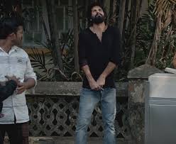 Follow the vibe and change your wallpaper every day! Kabir Singh Photos Hd Images Pictures Stills First Look Posters Of Kabir Singh Movie Filmibeat