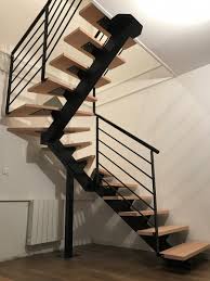 Vous pouvez réaliser des escaliers 2 quart tournants, hélicoïdaux, droits, avec ou. Nos Escaliers Metal Scadametal