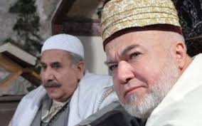 هل الشيخ عبد العليم مسيحي شيخ باب الحارة مسيحي ام مسلم Hats Captain Hat Captain