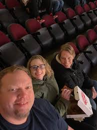 Chris Dickerson (@butter44077)