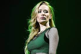 El pasado 9 de noviembre, se celebró en glasgow los premios mtv european de 2014, iggy azalea estubo nominada a los premis Iggy Azalea Drops New Song A Azilliona Billboard Billboard