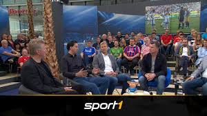 Come on we share some latest information about manuel grafe about his biography, net worth, career, income, and expenses. Schiedsrichter Manuel Grafe Erklart Das Muss Beim Videobeweis Noch Besser Werden Sport1 Youtube