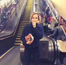 She moved to oxfordshire when she was five, where she attended the dragon school. Best Books See Every Book Emma Watson Read In 2016 Ew Com