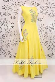Indian Traditional Clothing Online At Best Indian Clothing Stores In Houston Usa Silk Outfit Fashion Indian Outfits