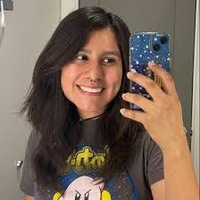 Alondra Murillo's Instagram, Twitter & Facebook