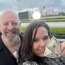 Dawn Remick and Lance Goldberg's Wedding Website