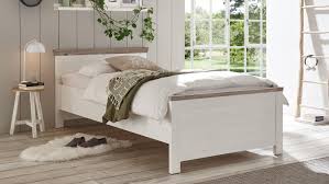 Das bett ihrer träume finden sie auf pfister.ch oder in ihrer pfister filiale. Bett Florenz Bettgestell In Oslo Pinie Weiss 100x200 Cm