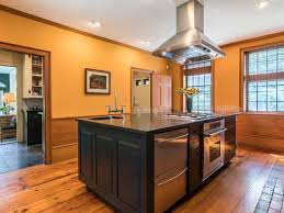 2 Linden St Kingston Ma 02364 Mls 72507611 Zillow Kingston Home And Family