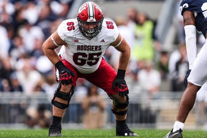 Left tackle Carter Smith returning to Indiana football – The Daily Hoosier