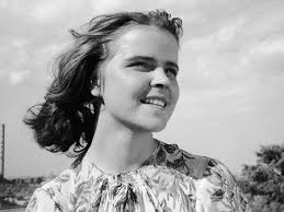 Всего актриса играла более чем в 17 фильмах в главной роли. Tamara Syomina Biografiya Lichnaya Zhizn Filmy Foto Aktrisy Biografiya Lichnaya Zhizn Znamenitostej Biography Life