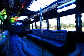 Visit a theatre to see a performance, or hit downtown for the stellar party scene. Party Bus Columbus Ne 12 Cheap Party Buses Limo Rentals