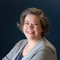 Tara Warner's Instagram, Twitter & Facebook