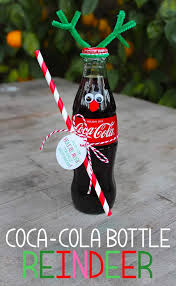 This years version comes with a festive ribbon. How To Make Coca Cola Bottle Reindeer Popsicle Blog