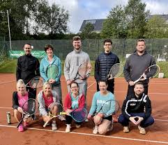 Patrick Pelzel gewinnt Tennis-Schleifchenturnier