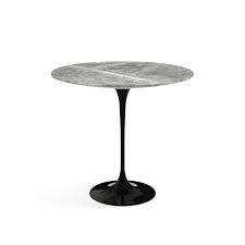 Saarinen Side Table 22 Oval In 2020 Saarinen Side Table Side Table Saarinen