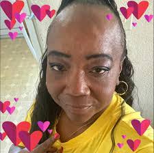 Lucille Briggs's Instagram, Twitter & Facebook