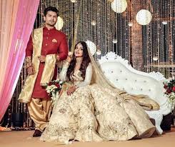Dipika Kakar Bigg Boss 12 Lifestyle Net Worth Income Salary Wedding Outfits For Groom Indian Wedding Photography Poses Indian Wedding Couple Photography