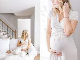 Indoor Lifestyle Maternity Photos In Ottawa Amy Pinder Photography In 2020 Indoor Maternity Photos Lifestyle Maternity Photography Maternity Photography Studio