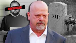 CHRIS HEMSWORTH: LA PLAYA DE LOS TIBURONES