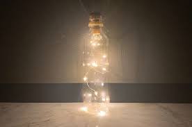 セリアで見つけたこれ 予想以上に綺麗すぎて震えました ボトルランプ セリア ランプ