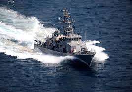 Iran navy vs us navy. U S Navy Ship Fires Warning Shots After Close Encounter With Iranian Vessels Reuters