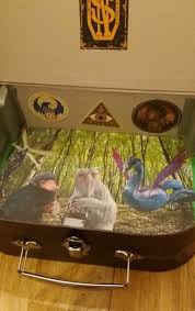 Fantastic Beasts And Where To Find Them Suitcase Diy Suitcase Fantastic Beasts Fantastic Beasts And Where
