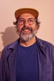 Derek Warriner's Instagram, Twitter & Facebook