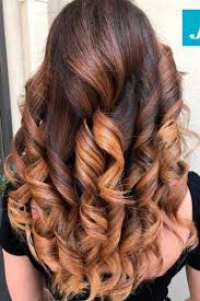 Yes, the struggle is big when choosing such a light color, but the final effect is certainly mesmerizing. 32 Ideas For Light Brown Hair Color With Highlights