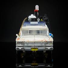 In the episode killerwatt, he refers to the car as one of the family. Transformers Meet Ghostbusters Afterlife In This Ecto 1 Mash Up Figure And Idw Comic Ign