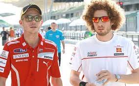 What's more, luca isn't just a celebrity sibling but also shares … Valentino Rossi Mourns Younger Brother Marco Simoncelli Mcn
