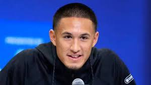 Patriots' new wide receiver wins over teammates with energy